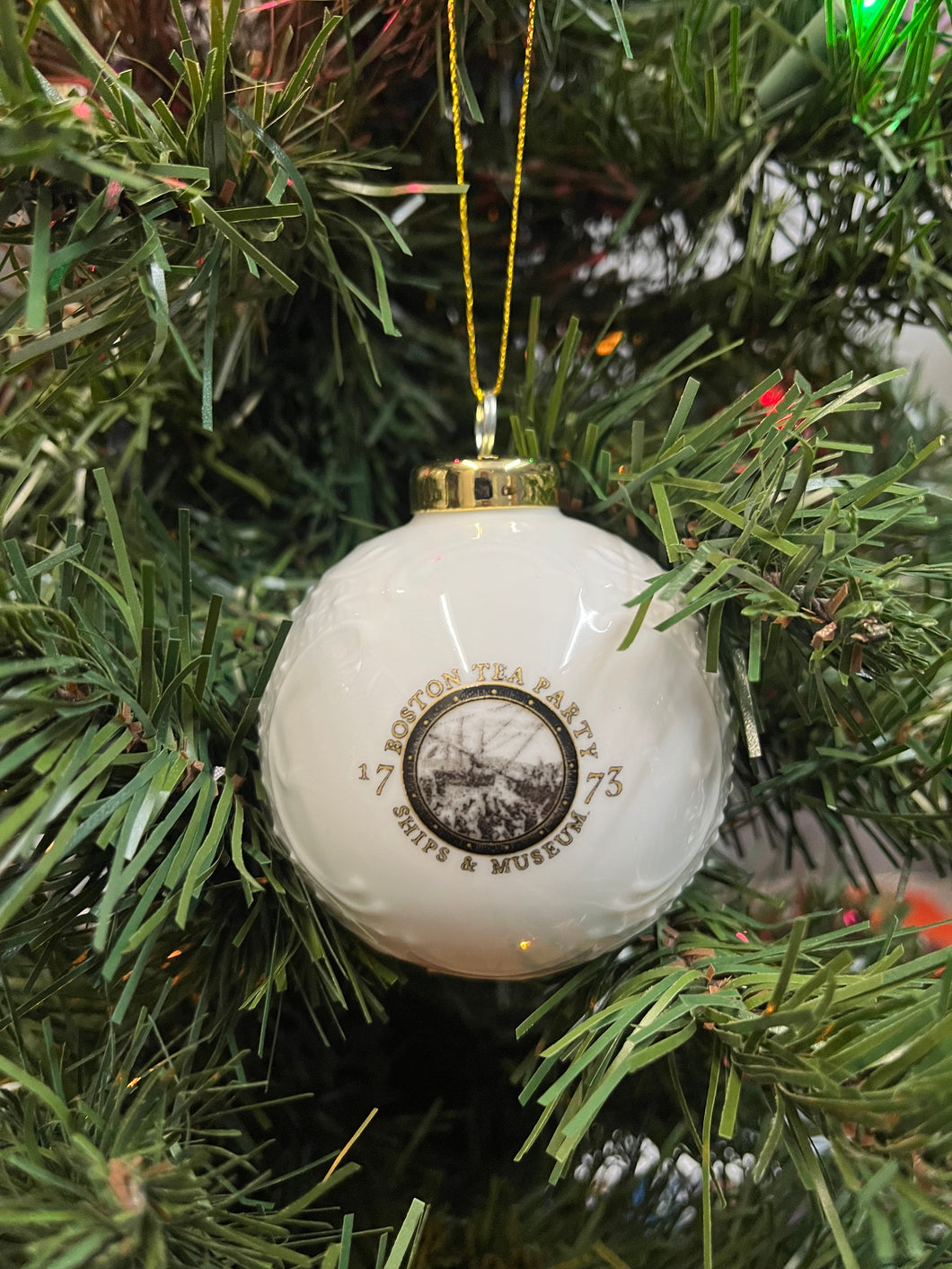 1773 White Globe Ornament