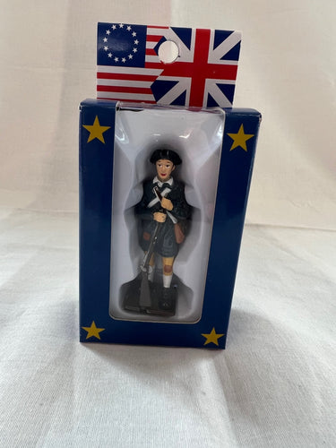 Revolutionary War Colonial Infantryman Historic Figurine